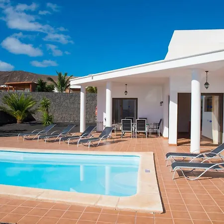 Villa Blancas *