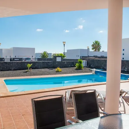 Villa Blancas