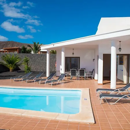 Villa Blancas *